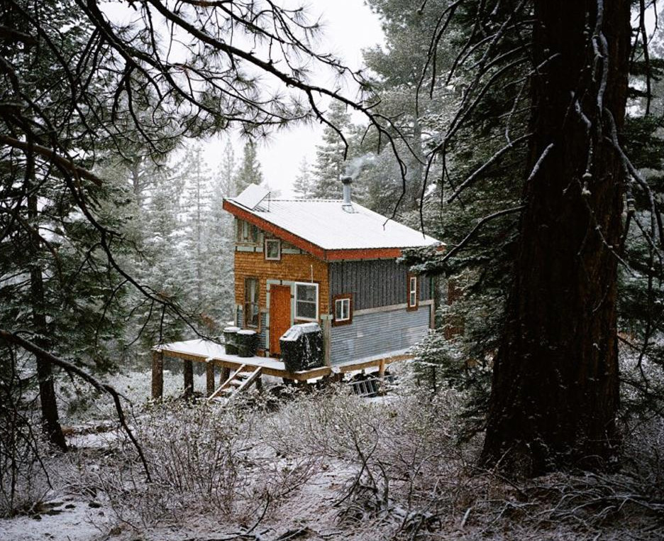 photo by ©trevor gordon - cabin in sierra mountains in california